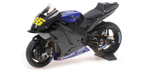 Yamaha yzr valentino rossi - yzr-m1,