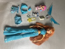 Jolie poupée Winx Club Bloom 2003 et son pixie