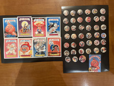 Lot de badges et magnets des crados