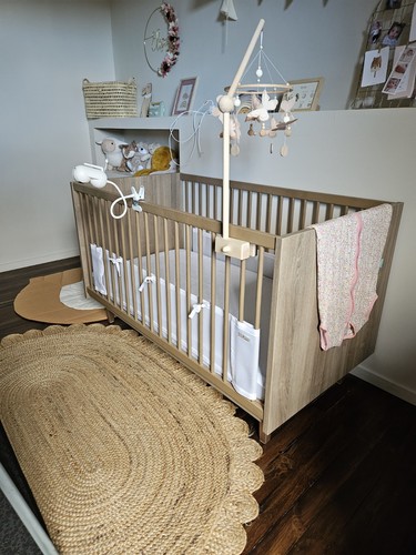 Lit bébé avec matelas - avec,