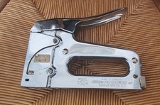 Agrafeuse Pro T50 et agrafes