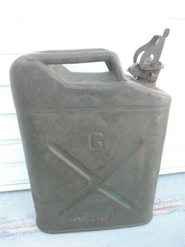 Ancien jerrycan 1er modele - jerrycan,