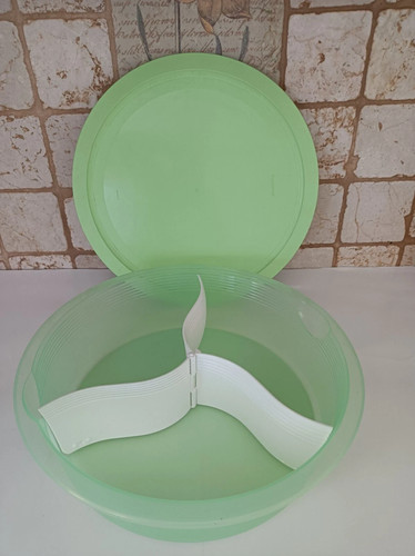Tupperware grand plat - grand, avec