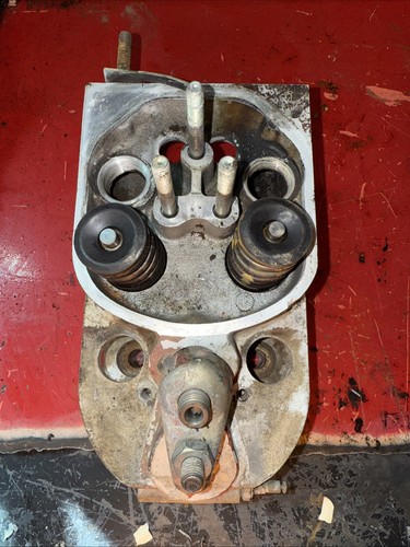 Deutz f4l912 cylinder head - cylinder,