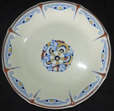 BOCH FRERES LA LOUVIERE Art Deco period 1920-1930 enamels: round dish 27.5 cm