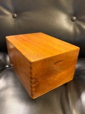 🐈‍⬛ ANCIENNE BOITE