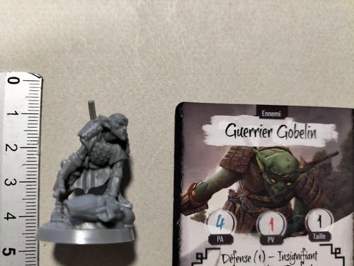 Guerrier gobelin figurine - gobelin,