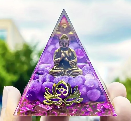 Pyramide orgonite bouddha - et,