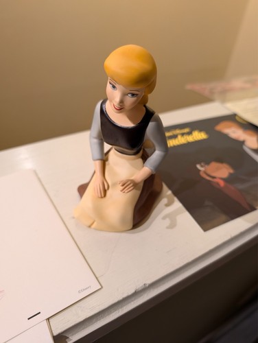 Wdcc walt disney wistful - walt,