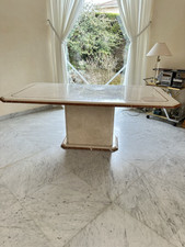Table En Marbre Roche Bobois