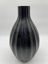 SIA VASE BLACK TIN SAVAN