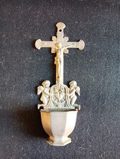 ancien bénitier En Étain H