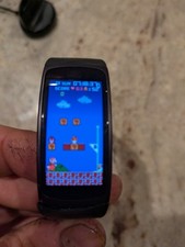 Samsung Gear Fit 2 Smartwatch Activity Tracker with original box size Large