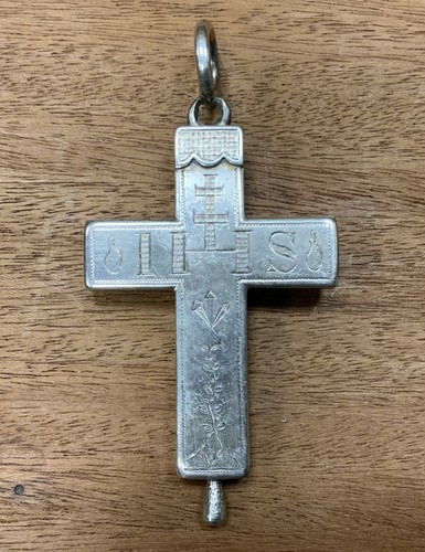 Très jolie croix - croix, reliquaire
