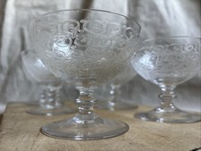 6 coupes à Champagne modèle