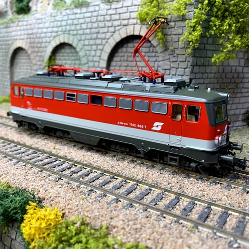 Locomotive électrique - , rh
