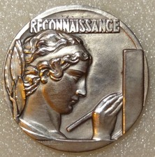 ANCIENNE MEDAILLE METAL