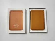 Apple Leather Wallet with MagSafe for iPhone