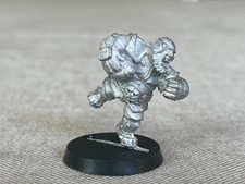 Figurine en métal GW WH pour