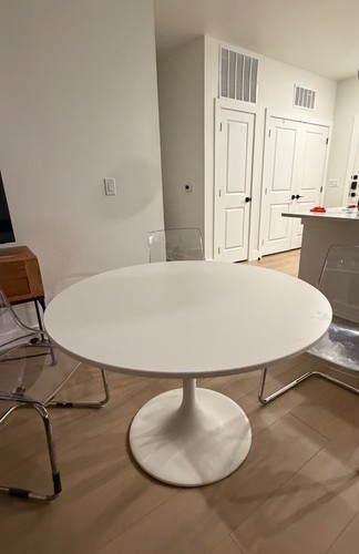Table and chair - set, used