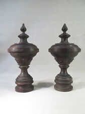 ANCIENNE PAIRE DE TOUPIES EN BOIS CHENE TOURNE DECORATION NAPOLEON III 