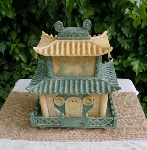 Temple pagode chinois sculpté - temple,