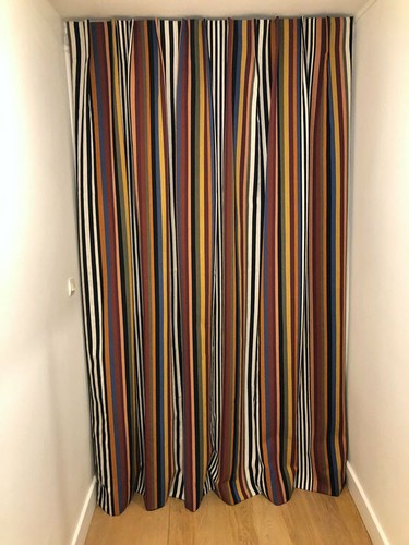 Rideau porte toiles - rideau,
