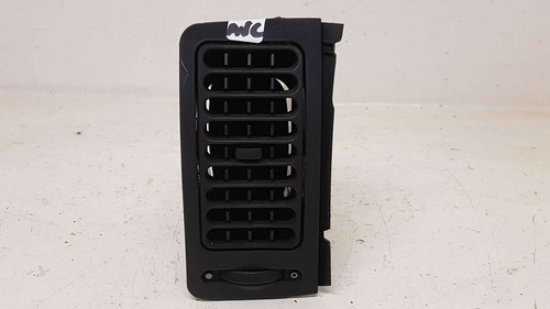 Grille aération avant