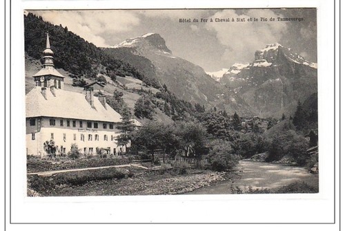 Sixt hotel fer a cheval - :,