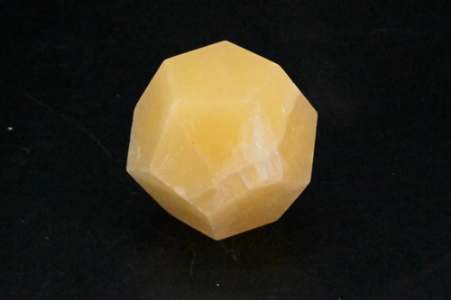 Dodécaèdre calcite orange - dodécaèdre,