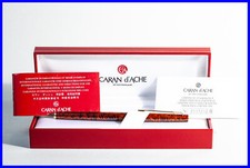 Caran D'Ache Cartouches Stylo Madison En Laque Thuyra Avec Plume Large En Or 18K