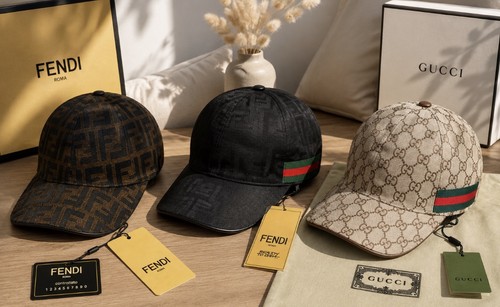 Lot casquette - 3,
