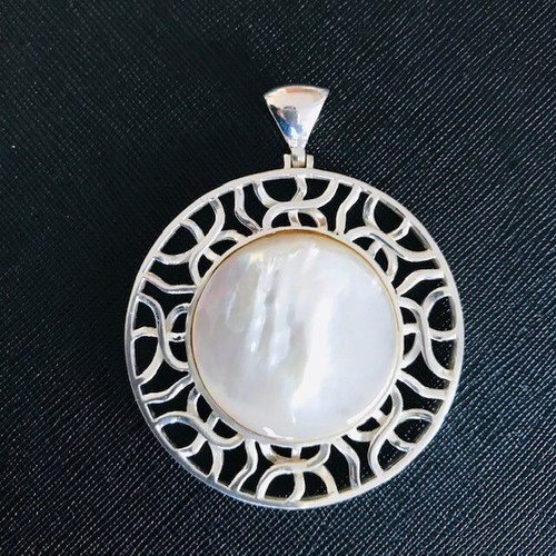 Pendentif nacre blanc - blanc,