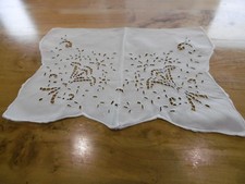 Piece de lin ancien broderie