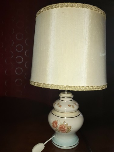 Grande lampe ancienne pied
