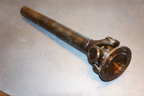 Drive shaft front with joint - shaft, u-joint