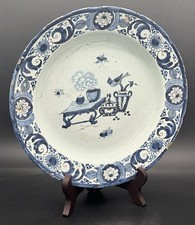 Assiette creuse en faïence de