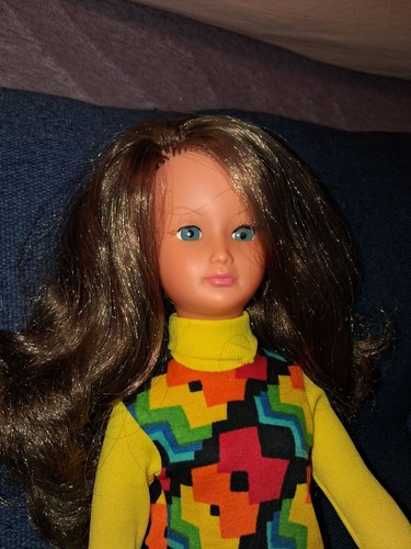 Poupée dolly gege - poupée, tenue