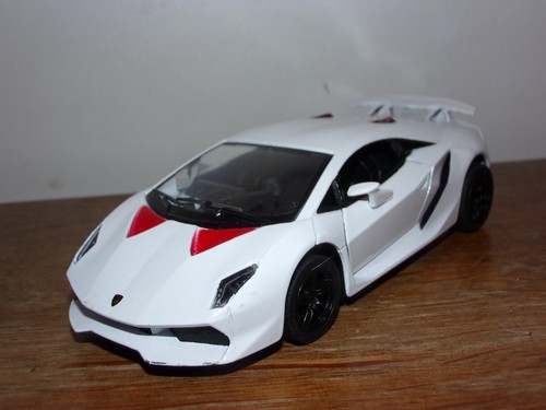 Kinsmart lamborghini - 1/38,