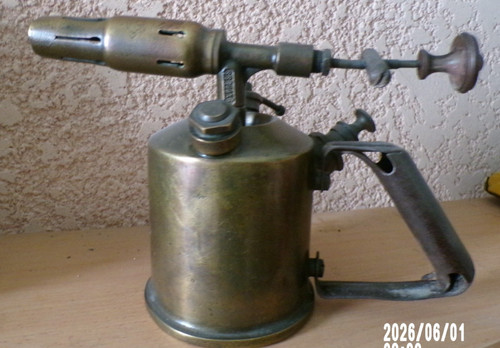 Ancienne lampe souder - , à