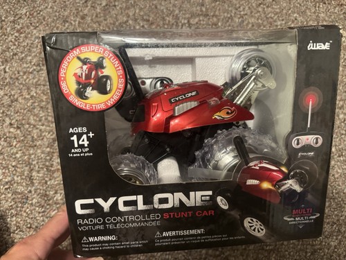 Cyclone radio control - control, stunt