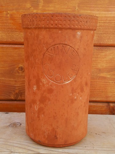 Seau vin terre - vin, en