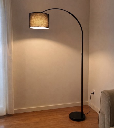 Lampadaire sur pied arc noir