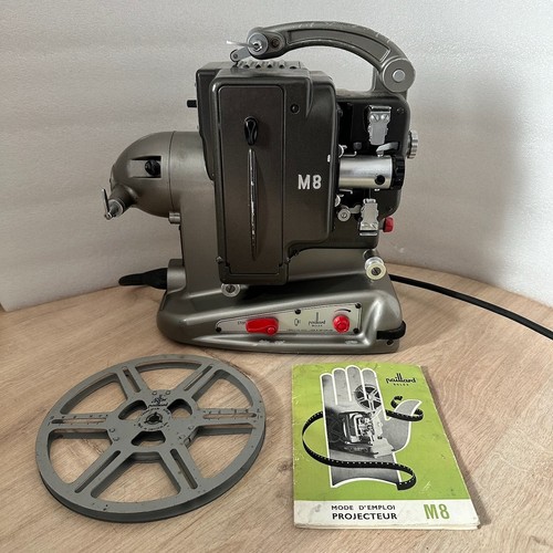 Projecteur film paillard - film, 8