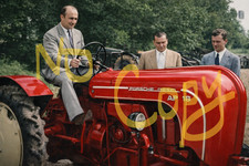 TRACTEUR PORSCHE, FANGIO AU