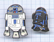 Lot 2 Pin's Robots droid
