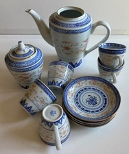 Service à café en porcelaine