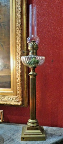 Grande ancienne lampe - grande, a