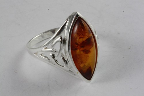 Conception ambre noeud celte - ambre,