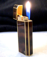 LIGHTER Ancien @ Cartier Must Trapeze Laque @ Lighter * Lighter * Accendino